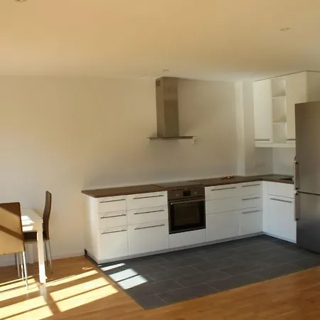 And Big For Up To 10 People In A Very Good Location Of Munich! Good For Oktoberfest! München
